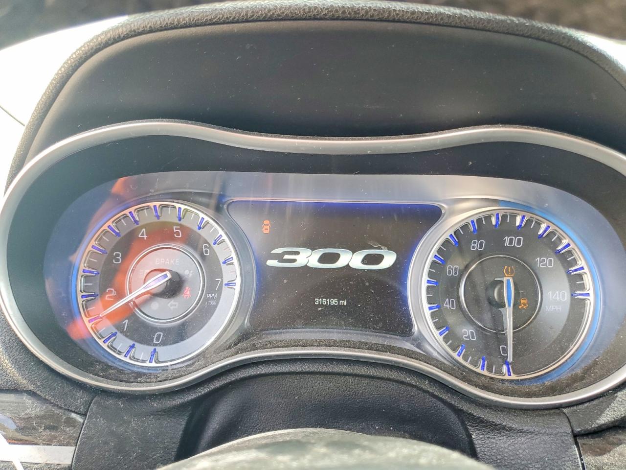 2016 CHRYSLER 300