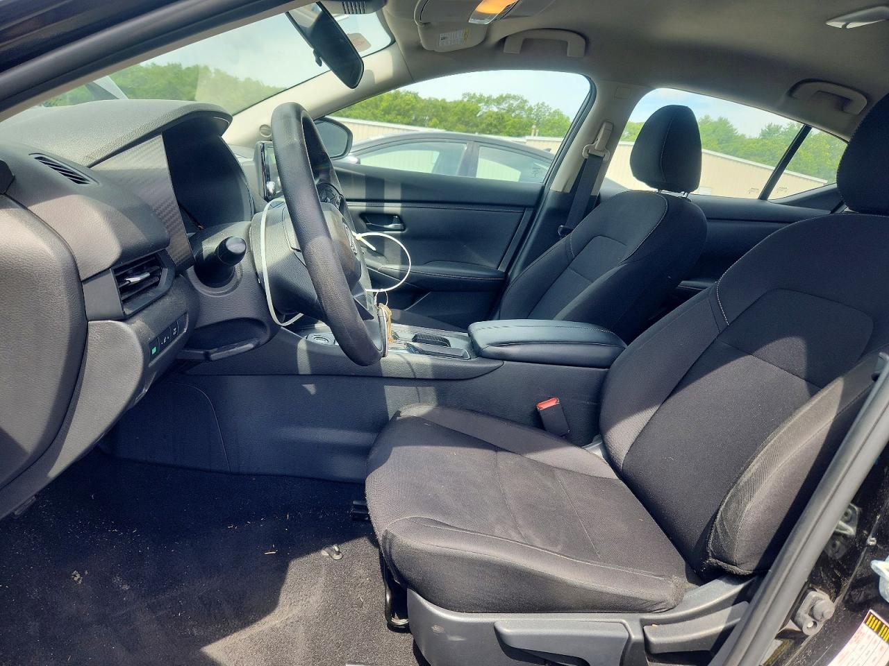 2025 NISSAN SENTRA