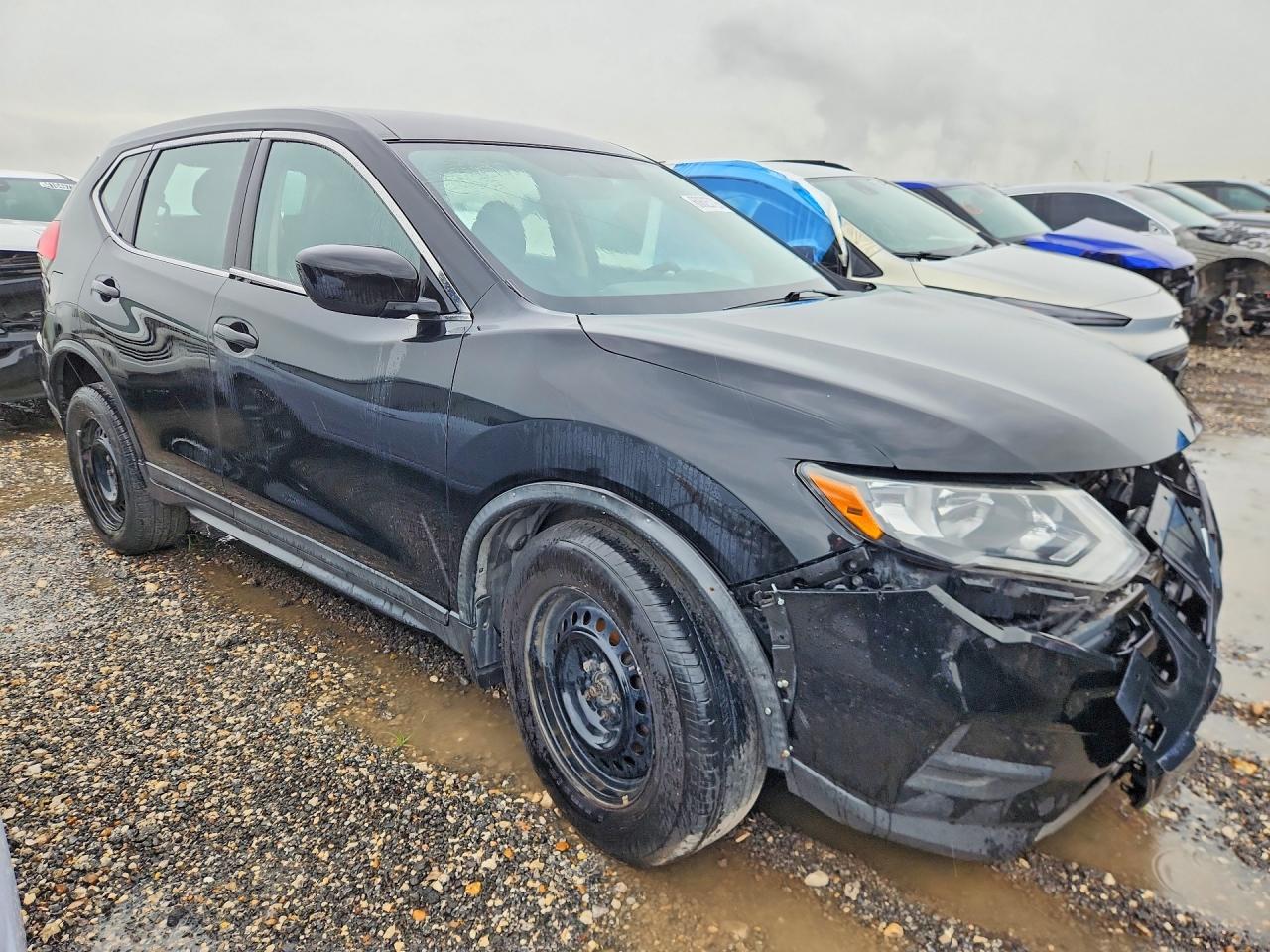 2017 NISSAN ROGUE