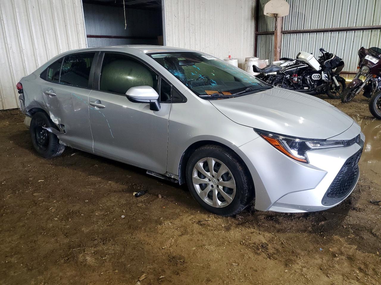 2022 TOYOTA COROLLA