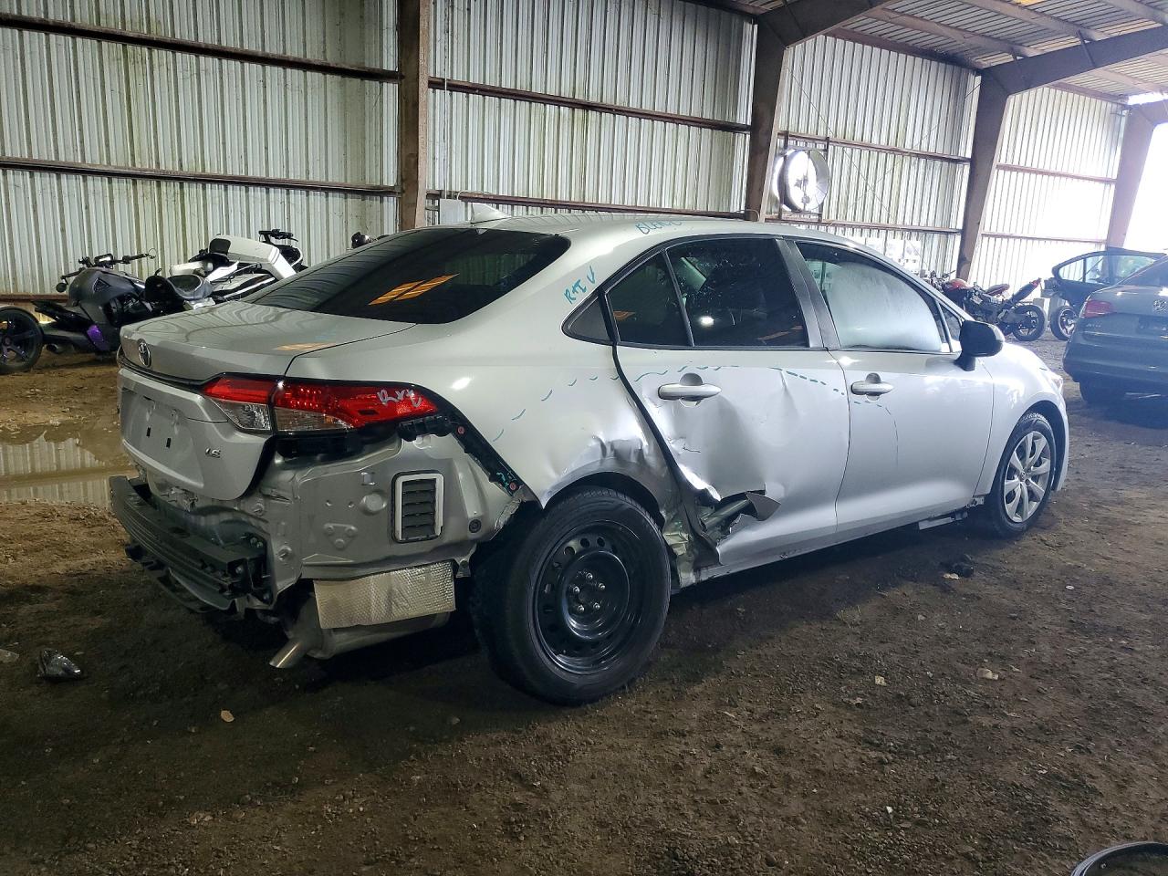 2022 TOYOTA COROLLA