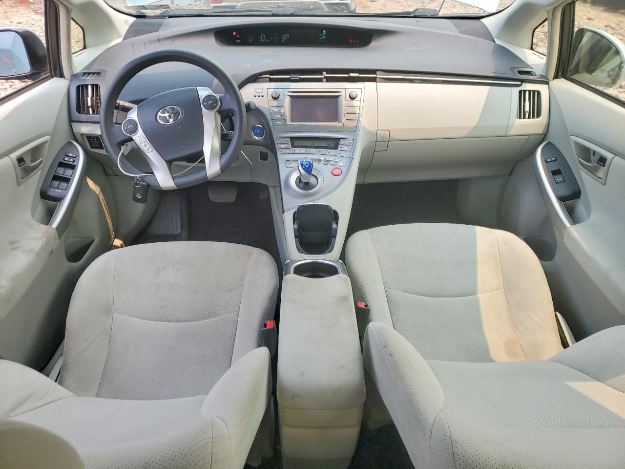 2015 TOYOTA PRIUS