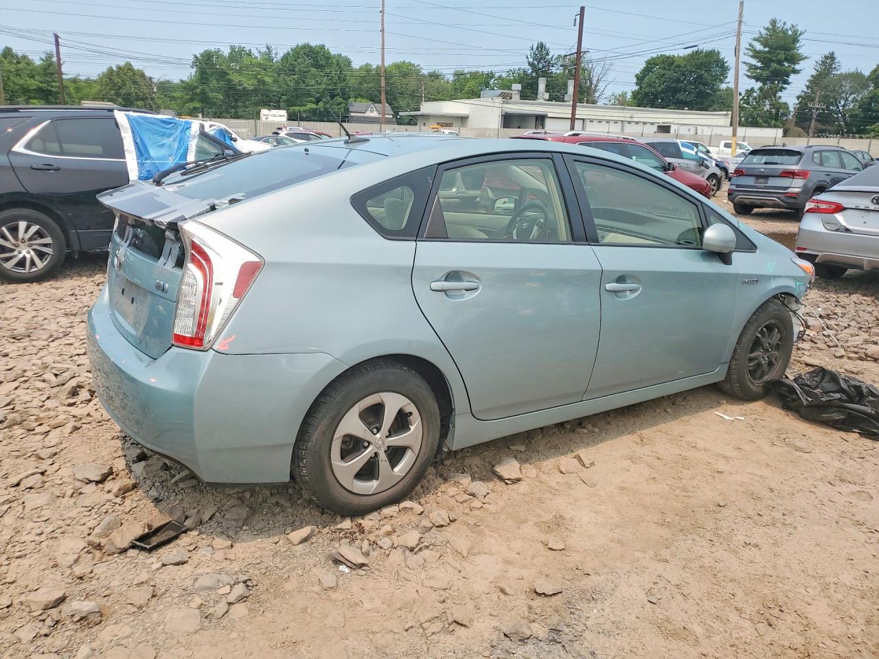 2015 TOYOTA PRIUS