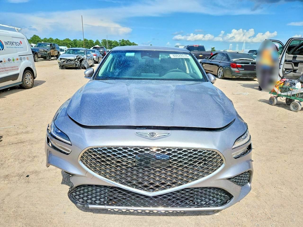 2025 GENESIS G70
