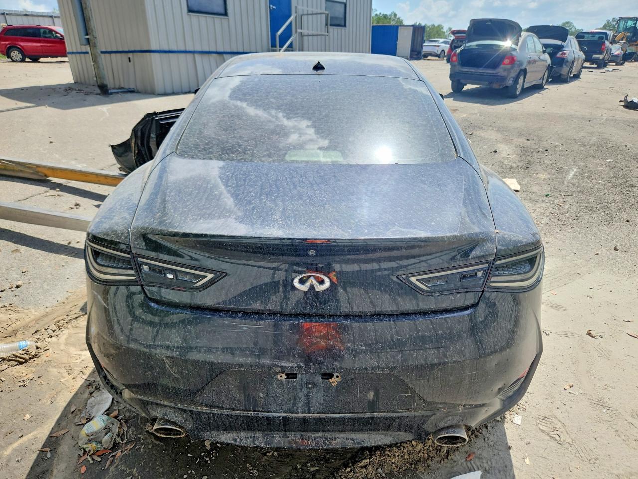 2017 INFINITI Q60