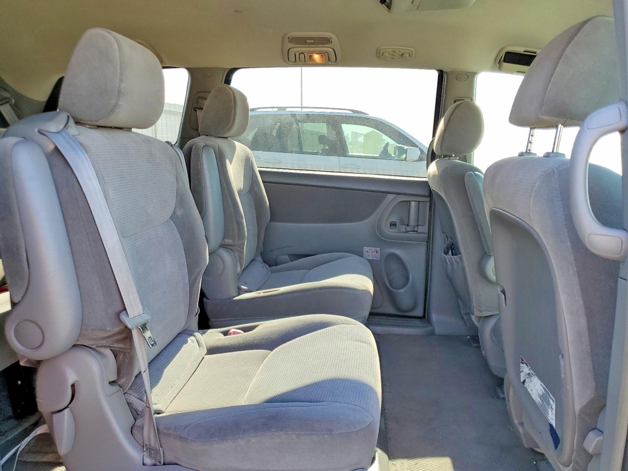2004 TOYT SIENNA
