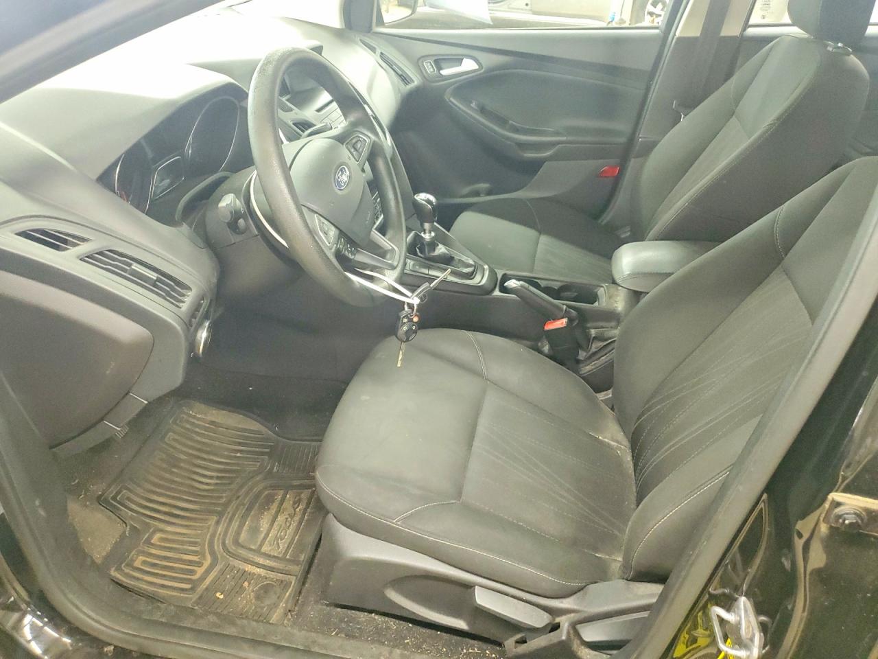 2016 FORD FOCUS