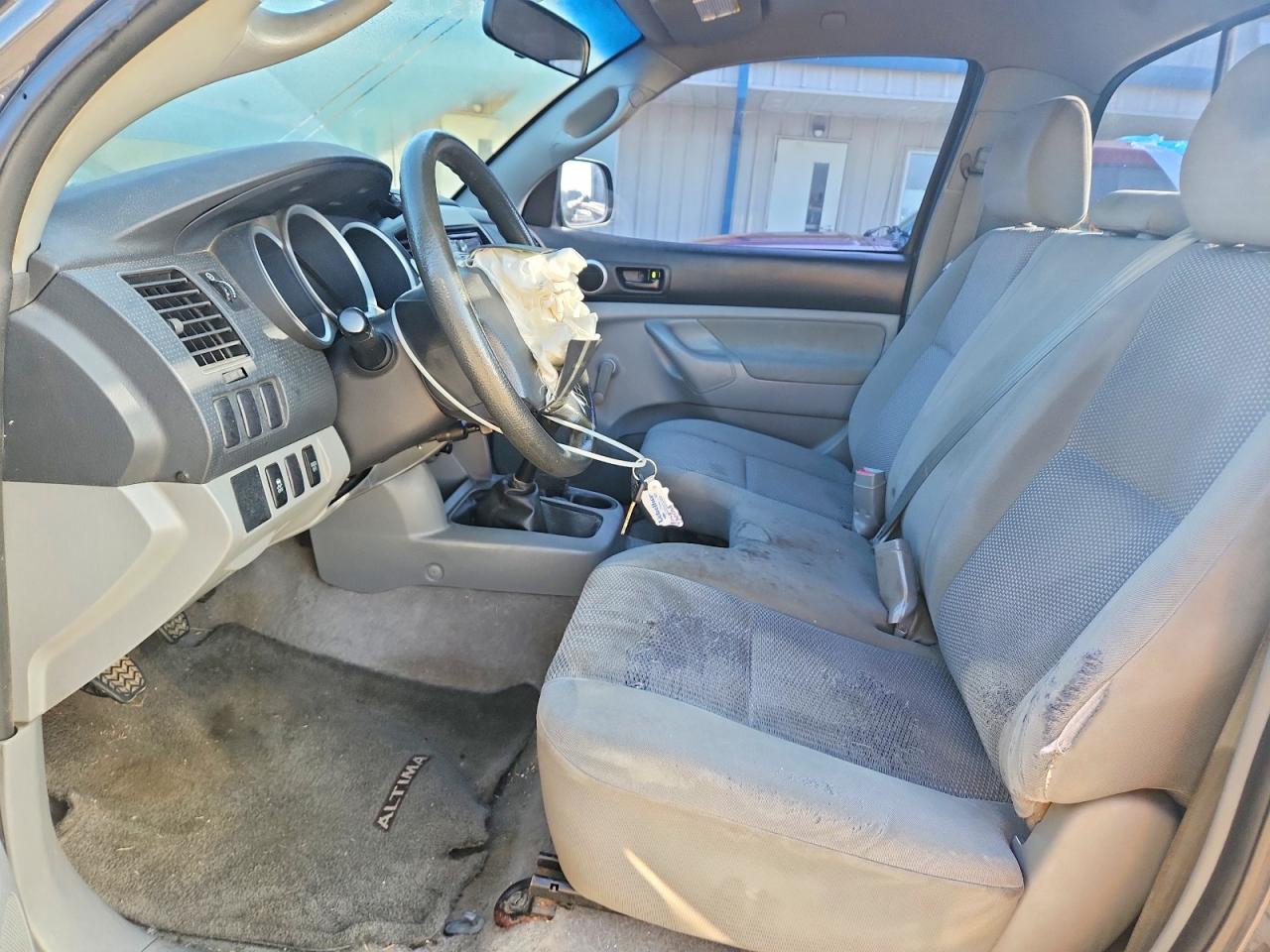 2010 TOYOTA TACOMA