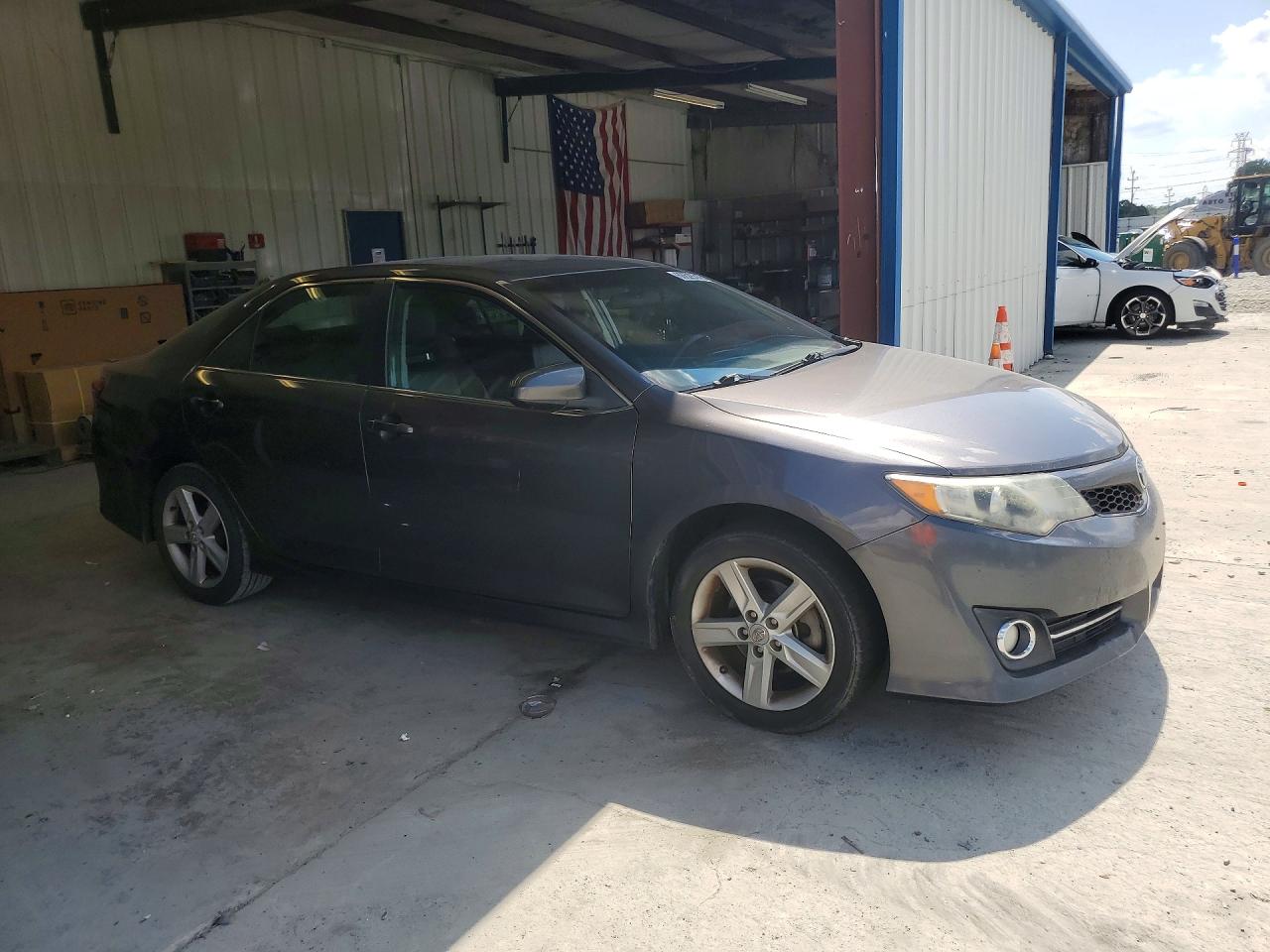 2013 TOYOTA CAMRY