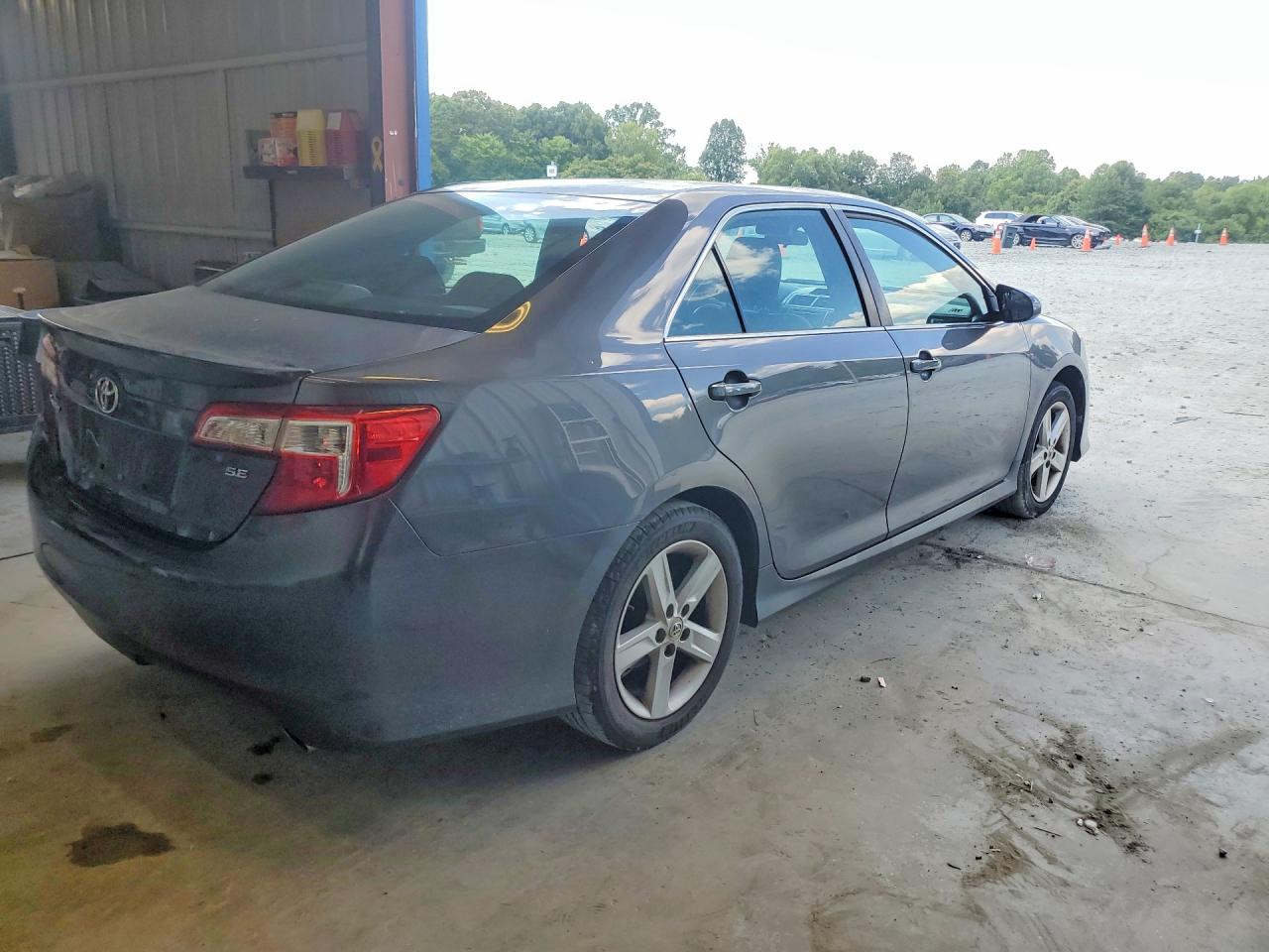 2013 TOYOTA CAMRY