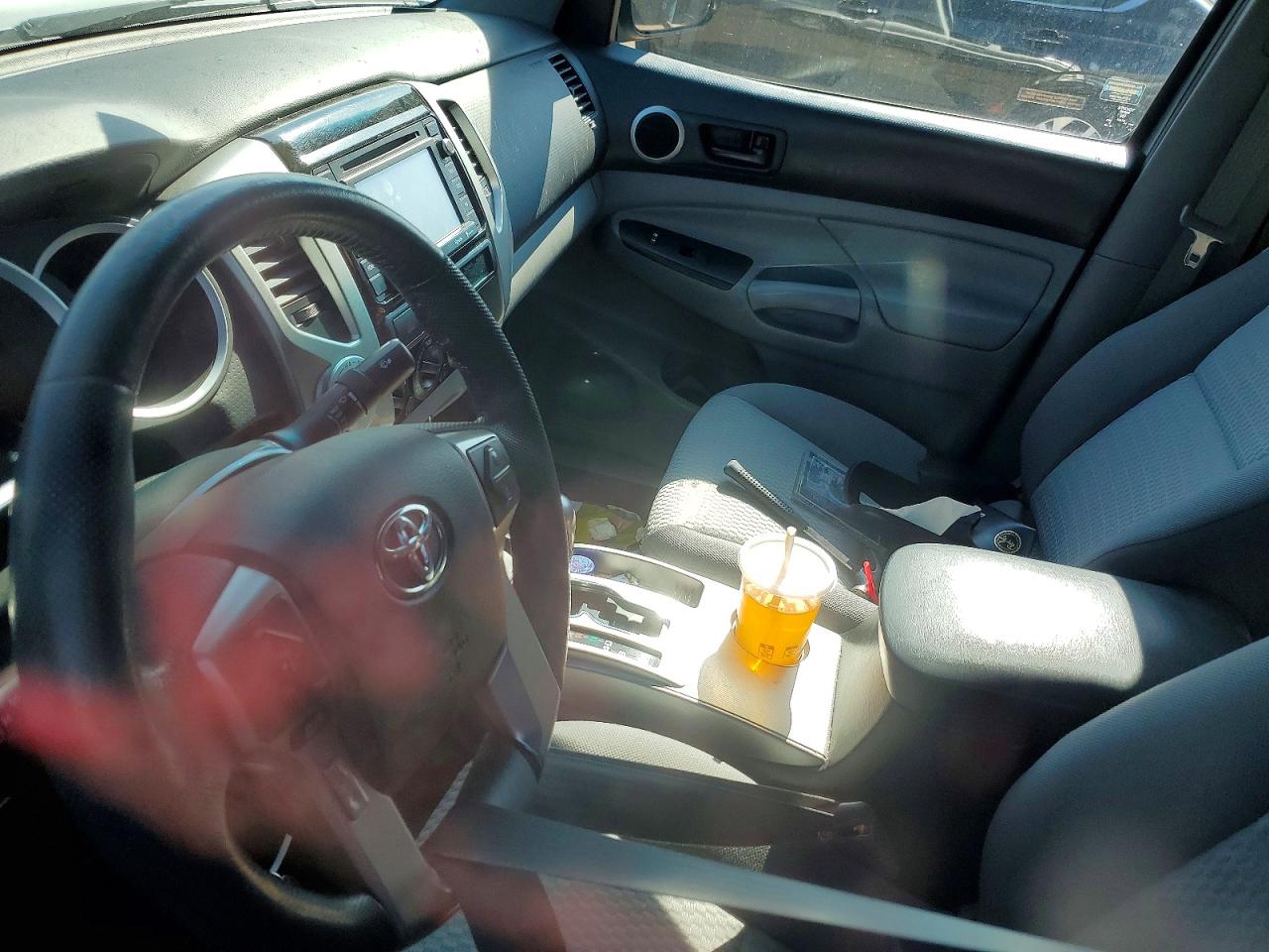 2015 TOYOTA TACOMA