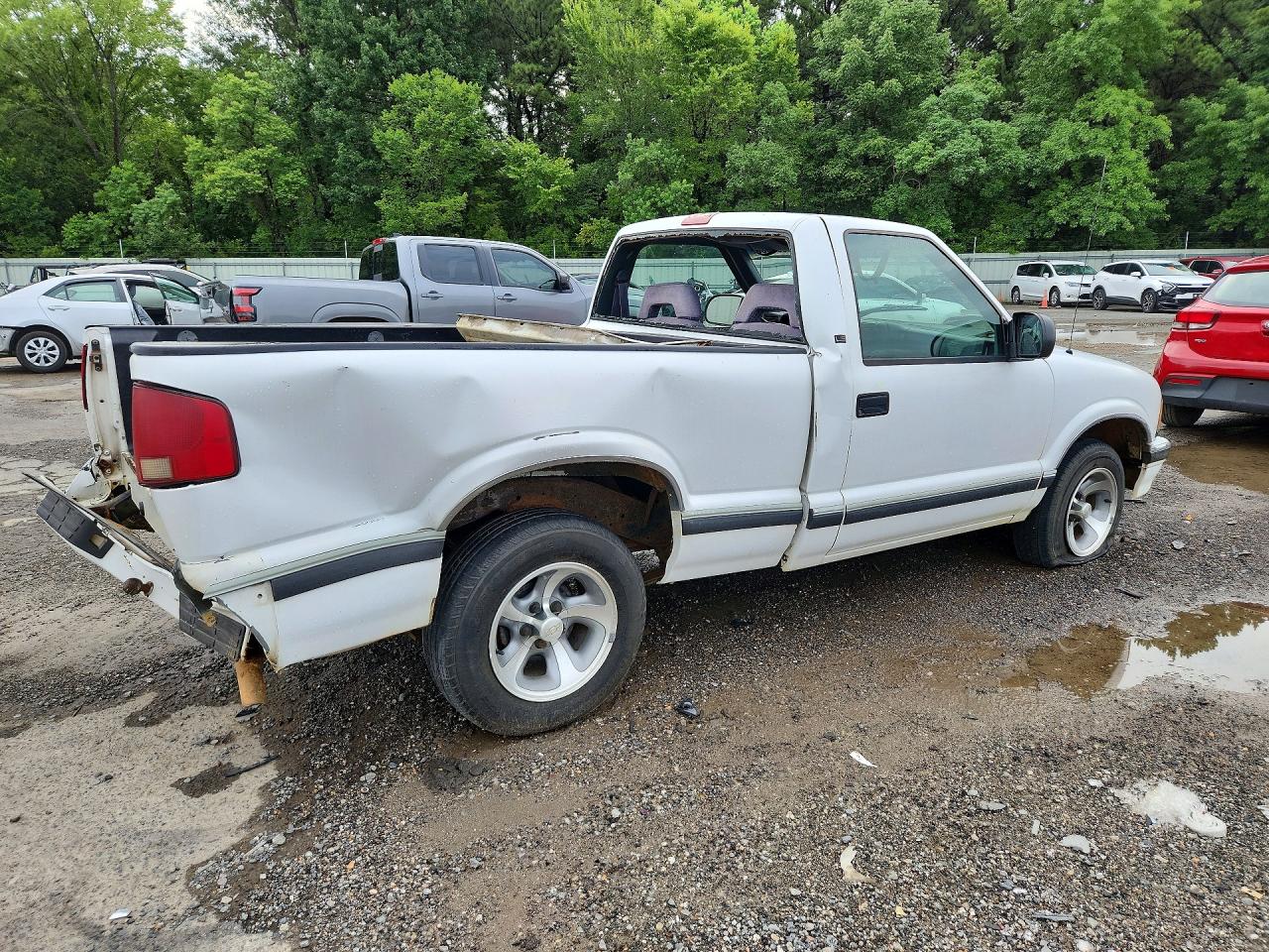 1996 CHEVROLET S10