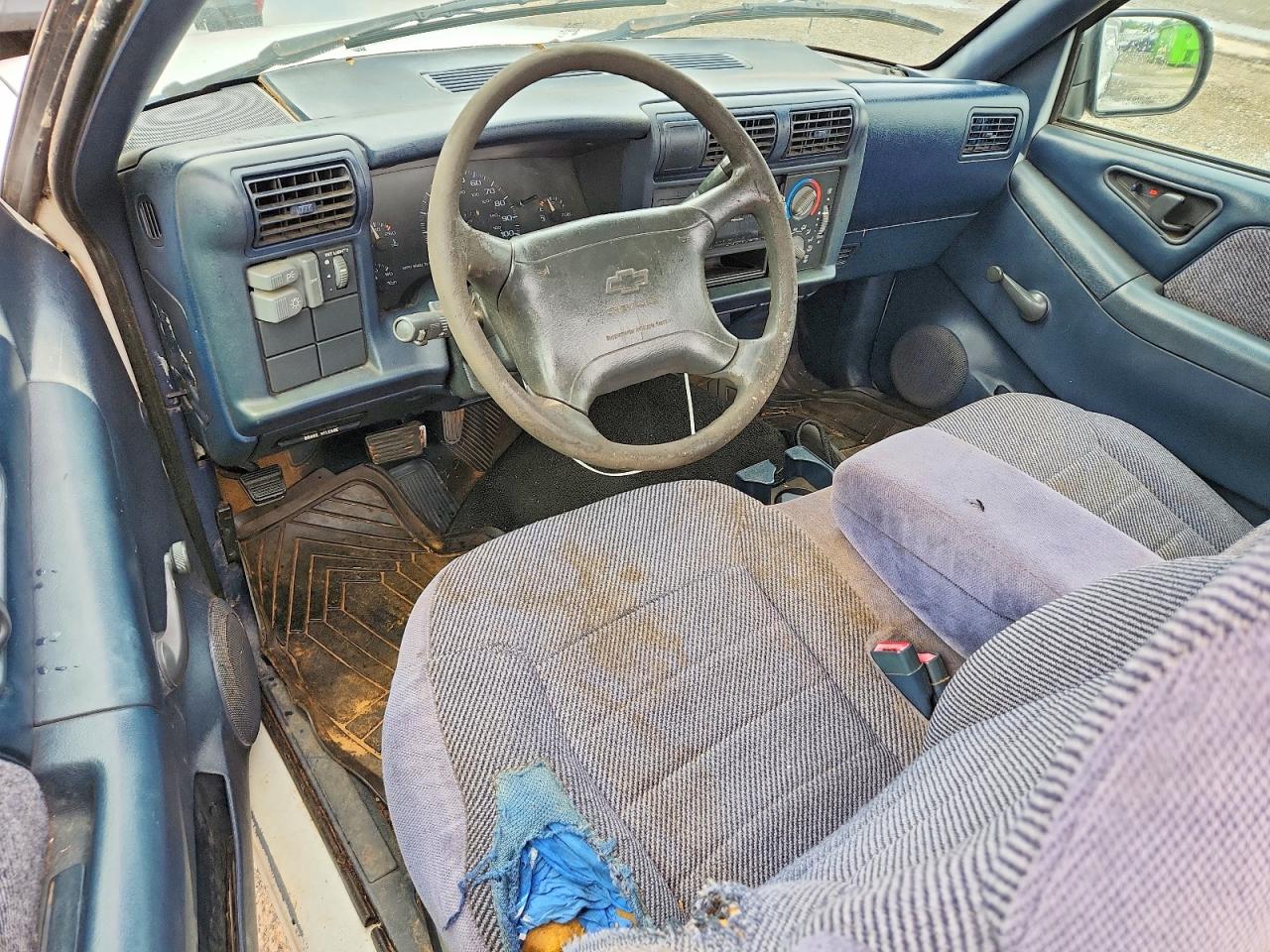 1996 CHEVROLET S10