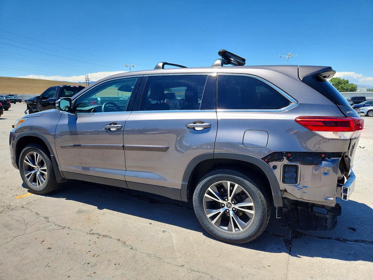 2019 TOYOTA HIGHLANDER