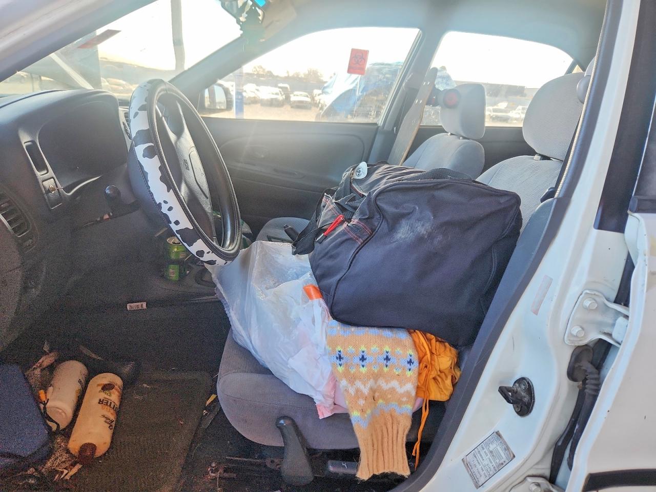 2000 MITSUBISHI MIRAGE