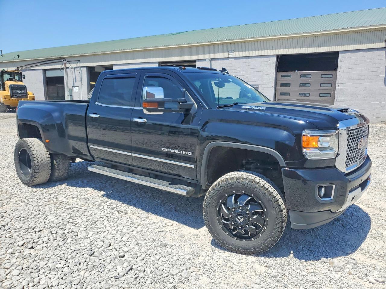 2017 GMC SIERRA