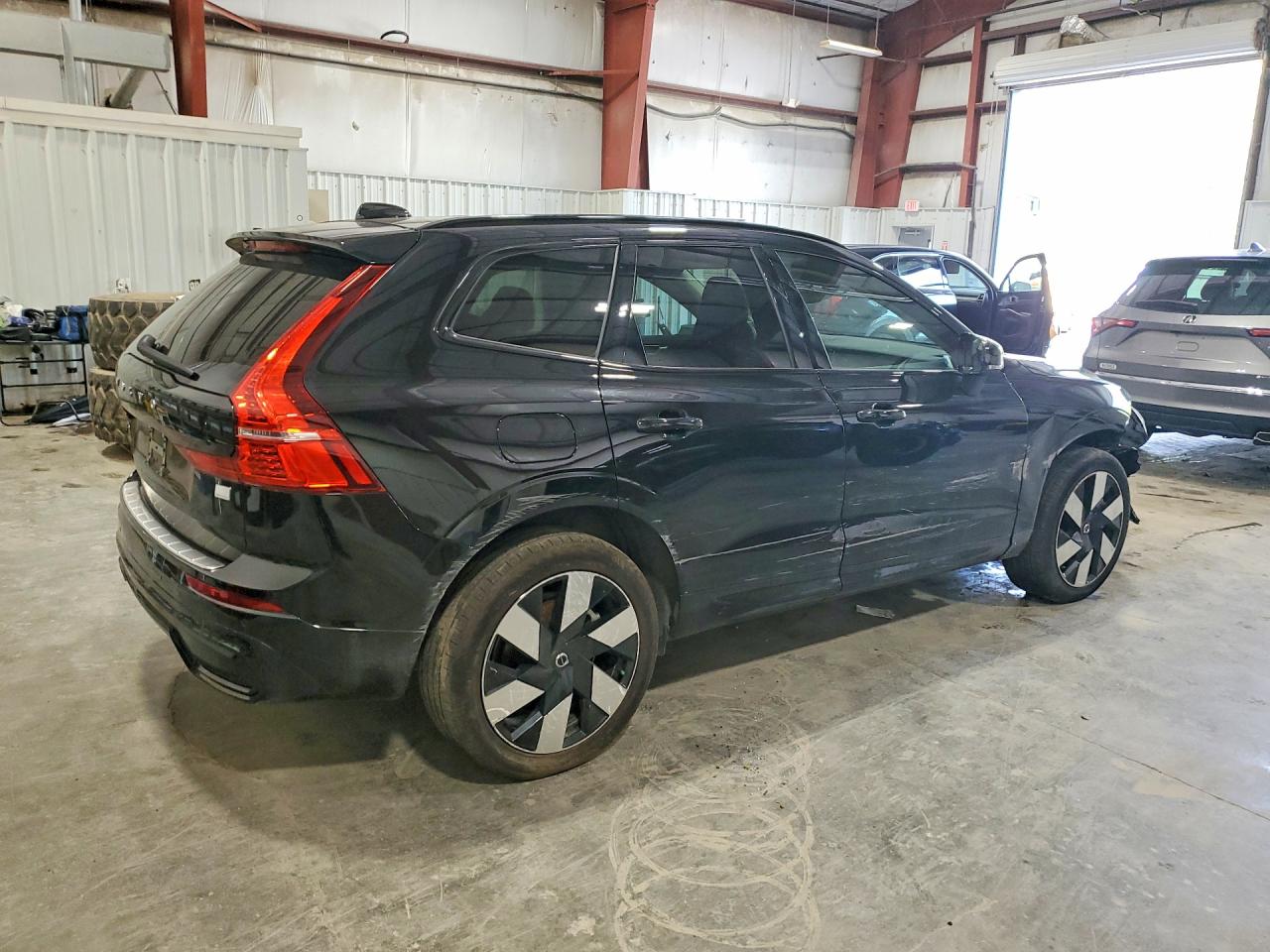 2024 VOLVO XC60