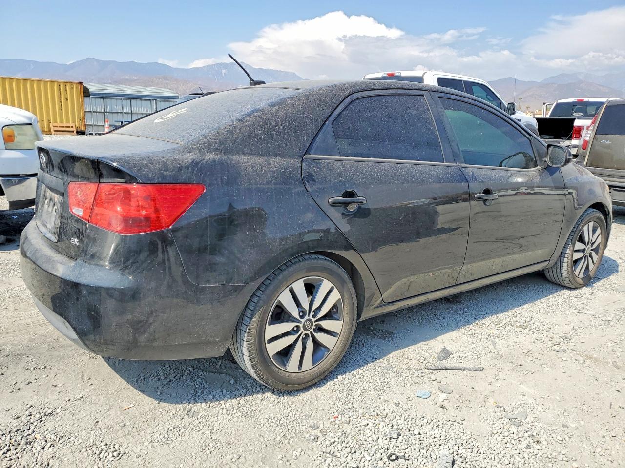 2013 KIA FORTE