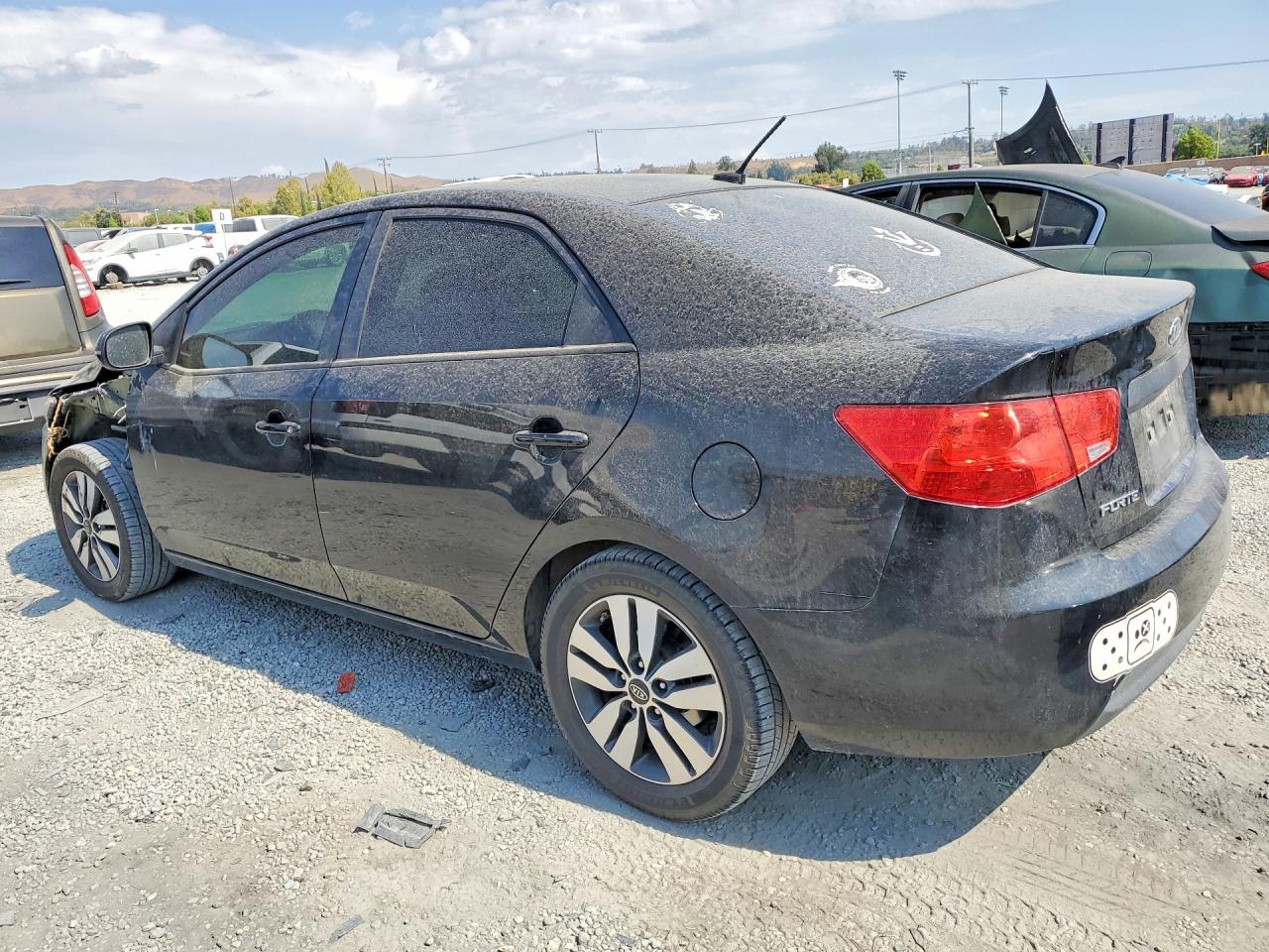 2013 KIA FORTE