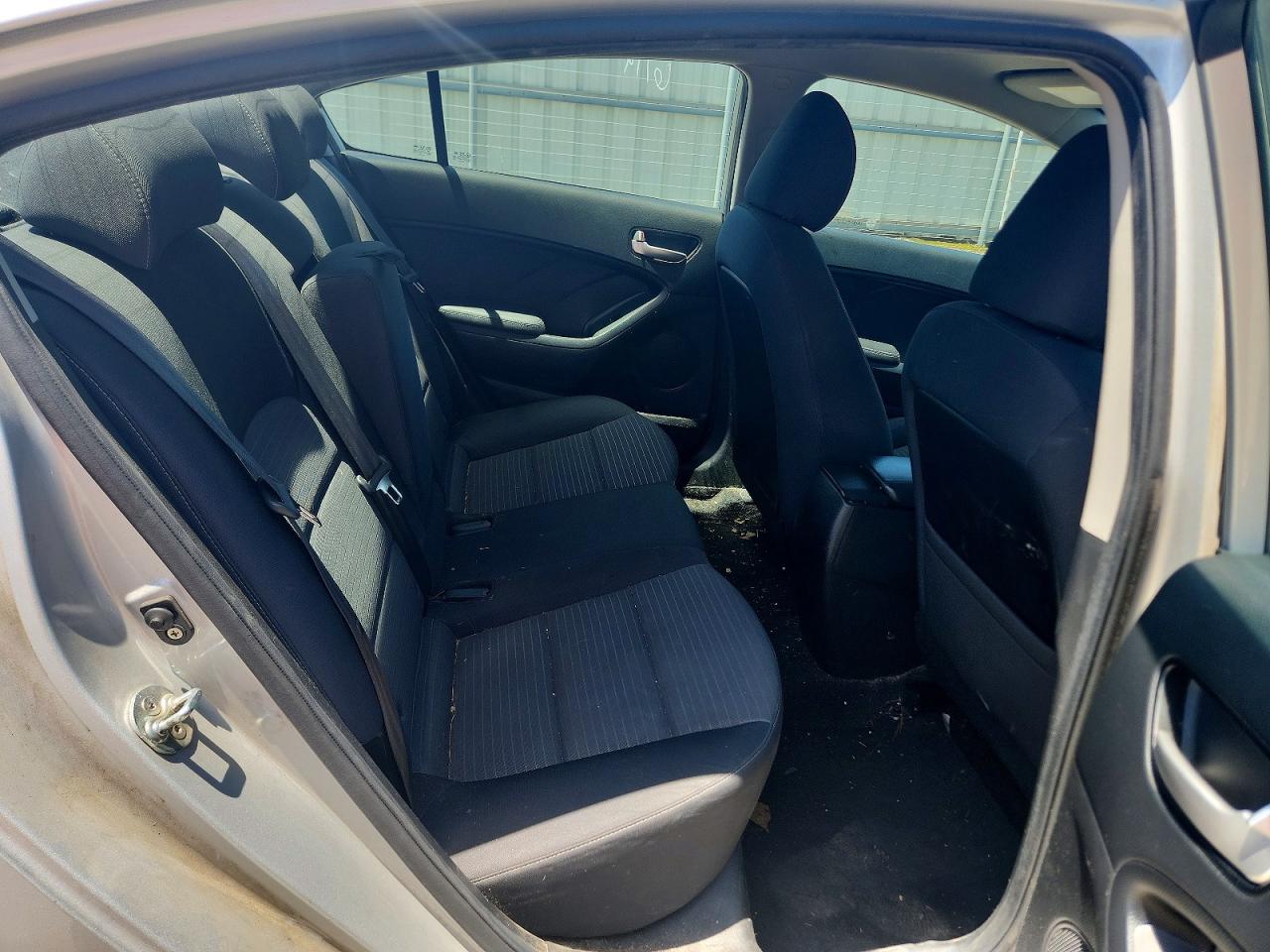 2017 KIA FORTE