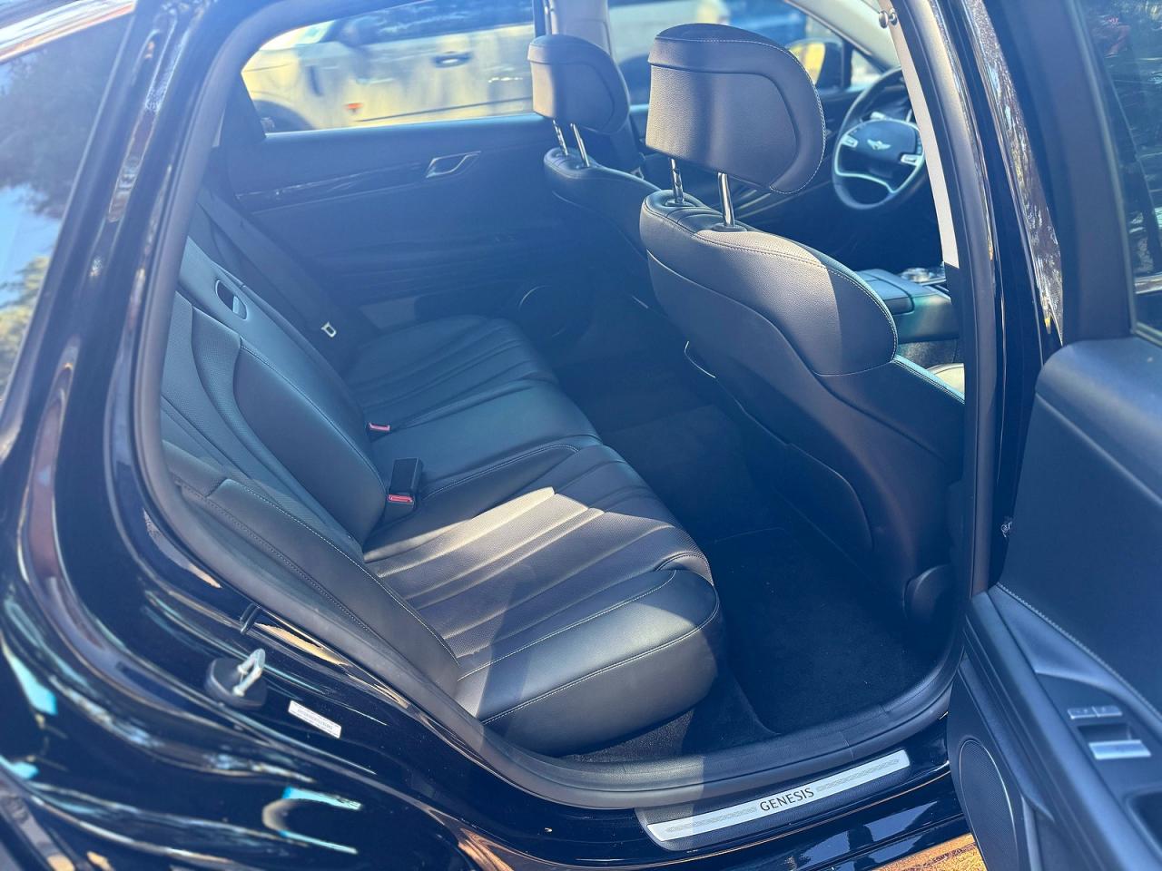 2023 GENESIS G80