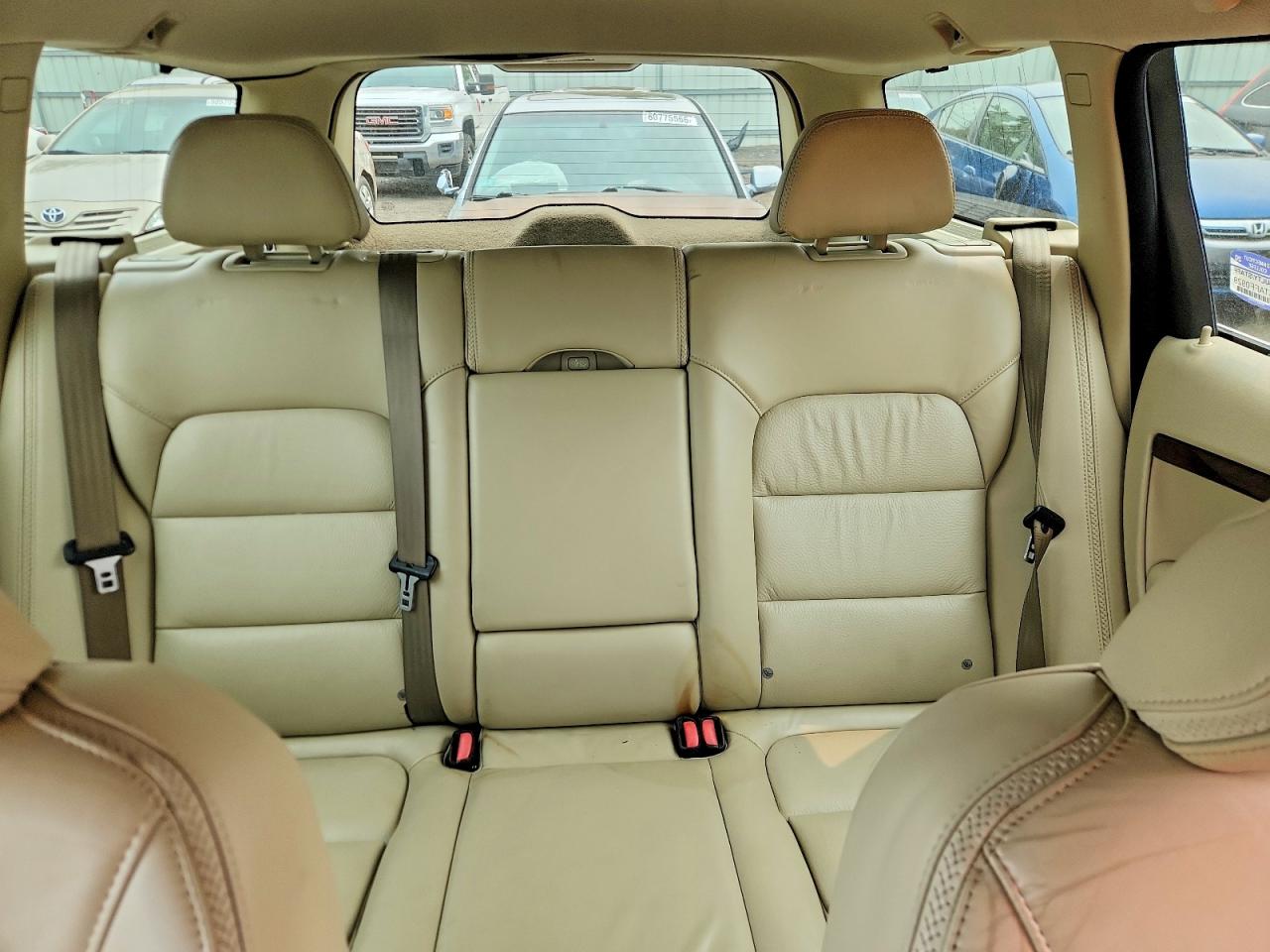 2011 VOLVO XC70