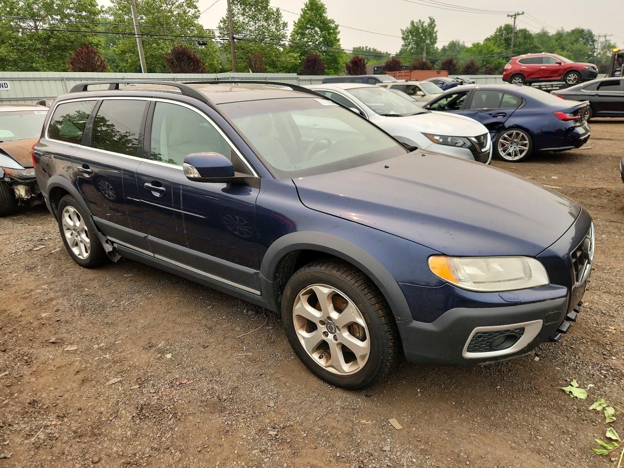 2011 VOLVO XC70