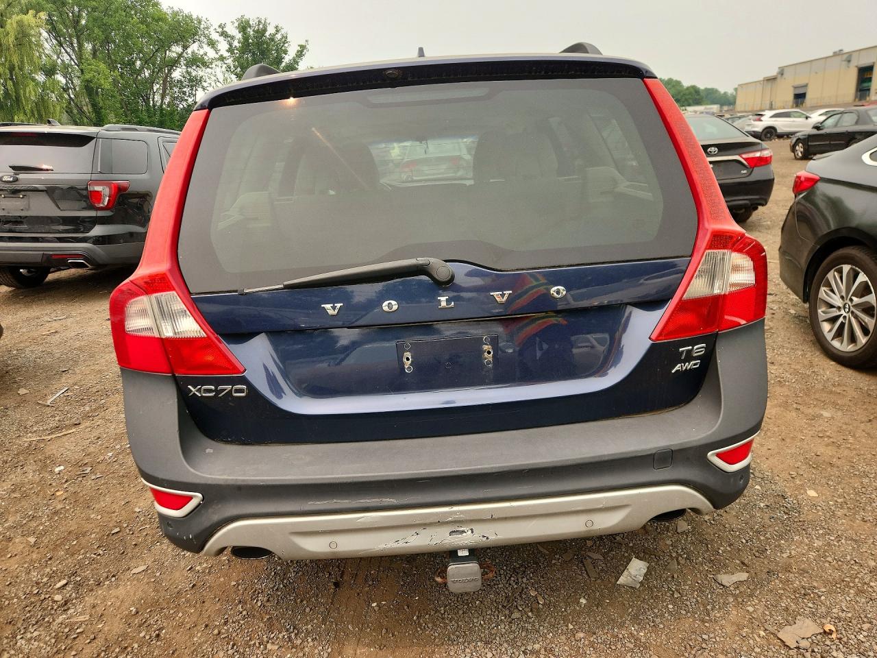 2011 VOLVO XC70