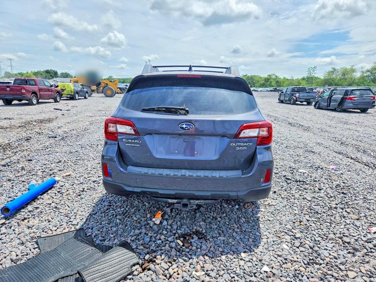 2016 SUBARU OUTBACK
