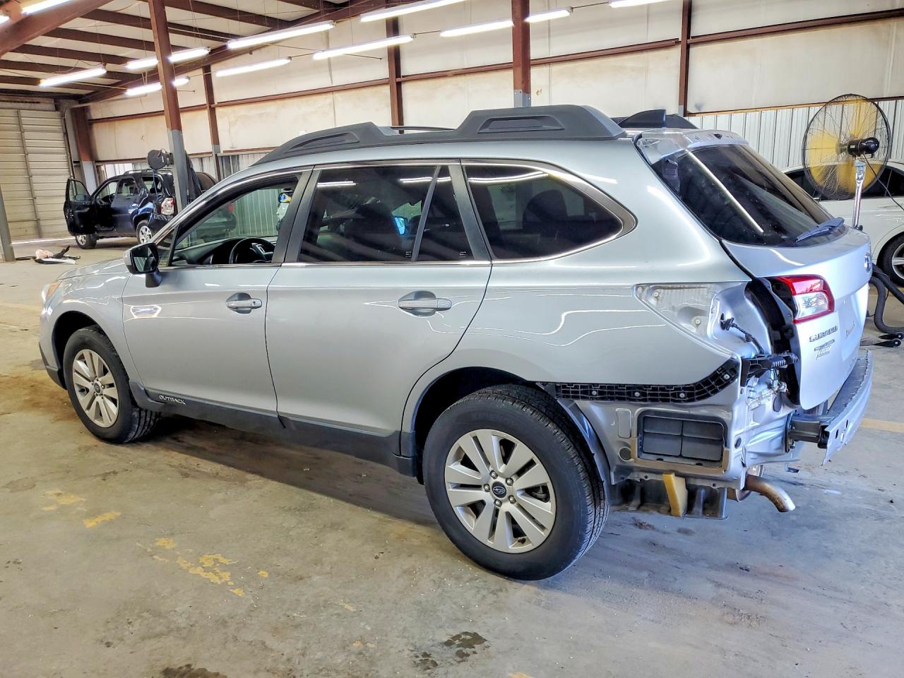 2016 SUBARU OUTBACK