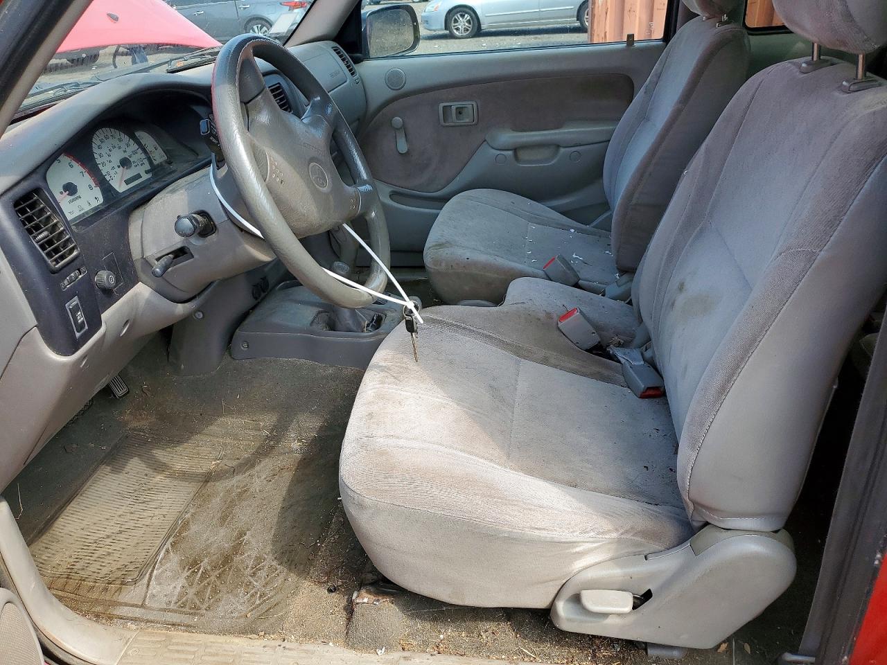 2001 TOYOTA TACOMA