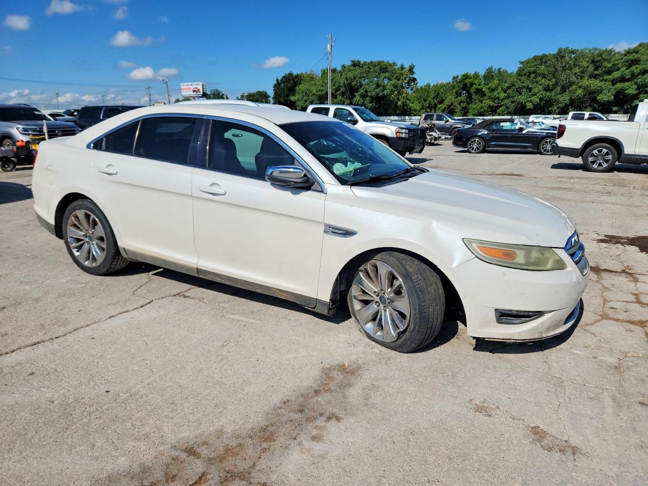 2010 FORD TAURUS