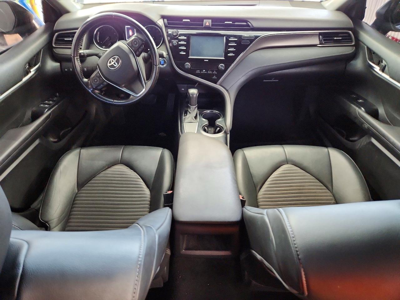 2020 TOYOTA CAMRY