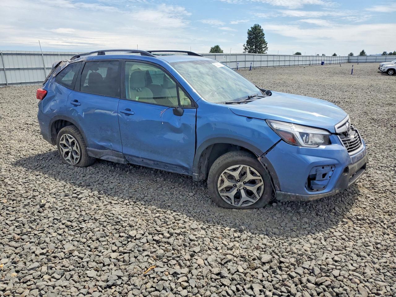 2020 SUBARU FORESTER