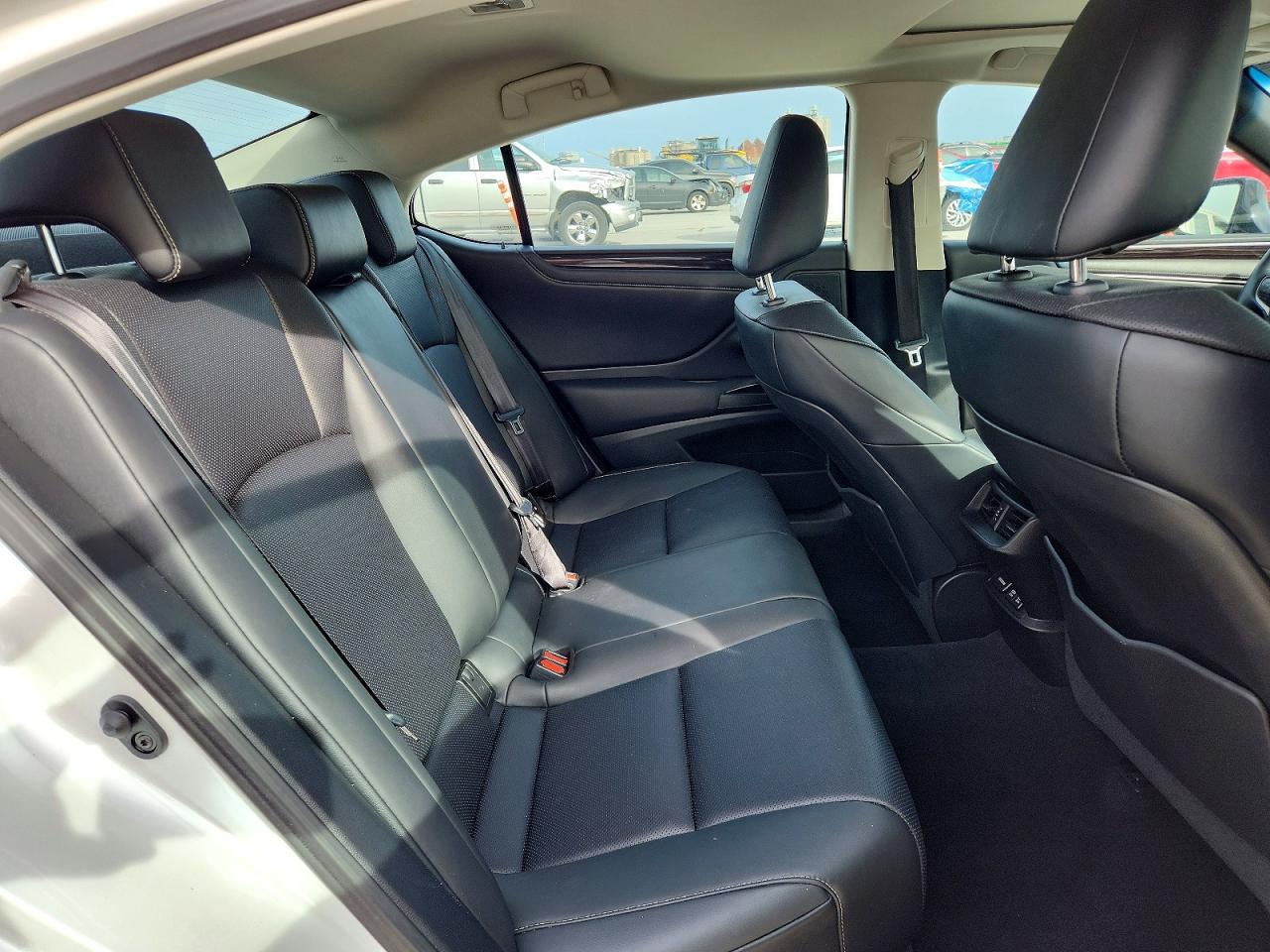2020 LEXUS ES350