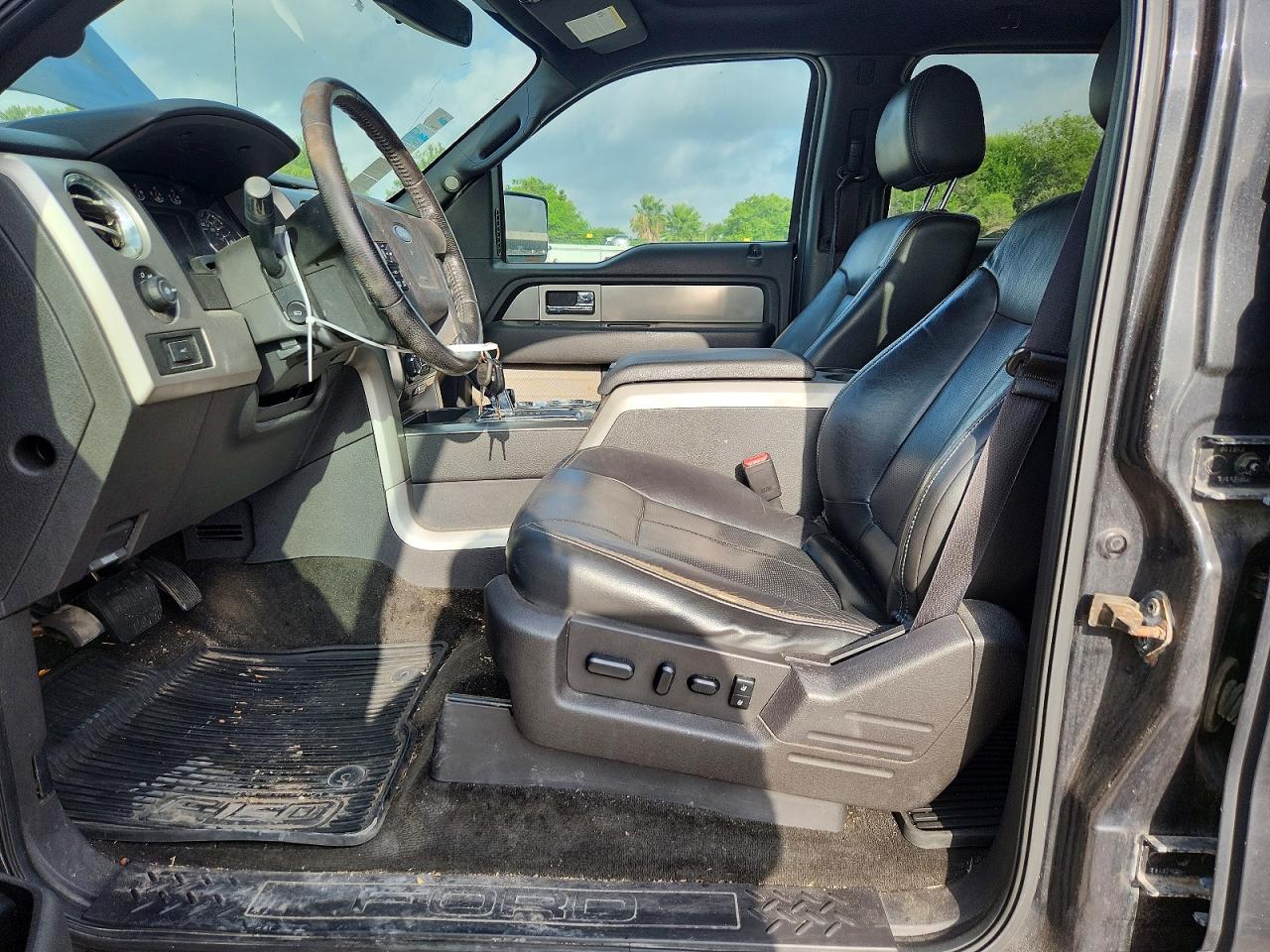 2014 FORD F150
