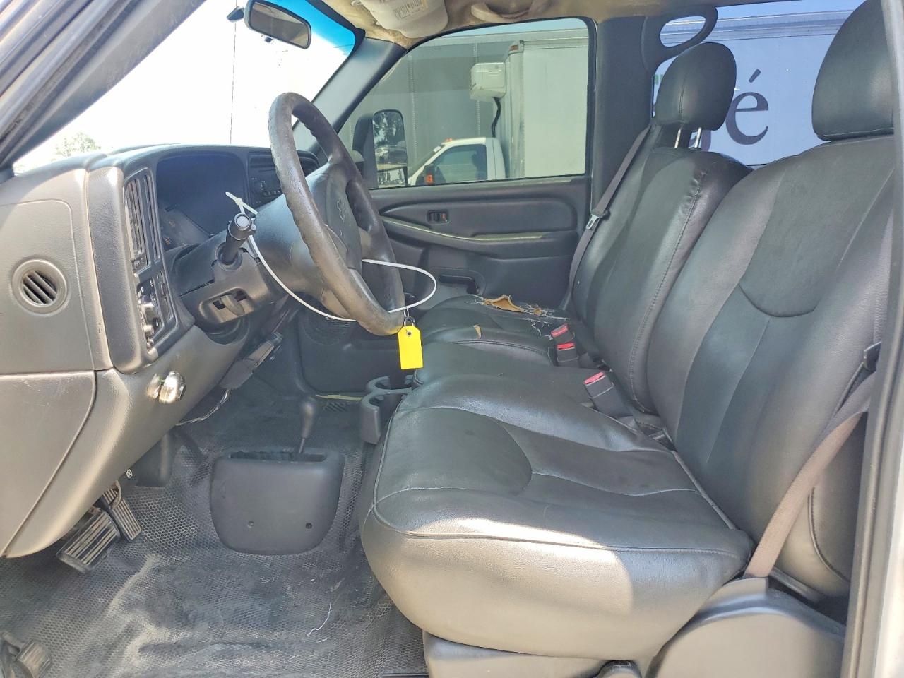 2004 CHEVROLET SILVERADO