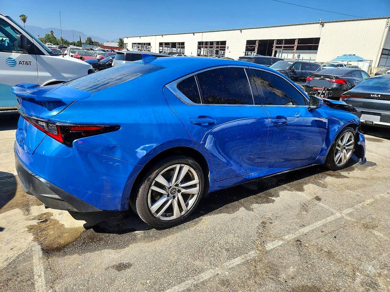2021 LEXUS IS