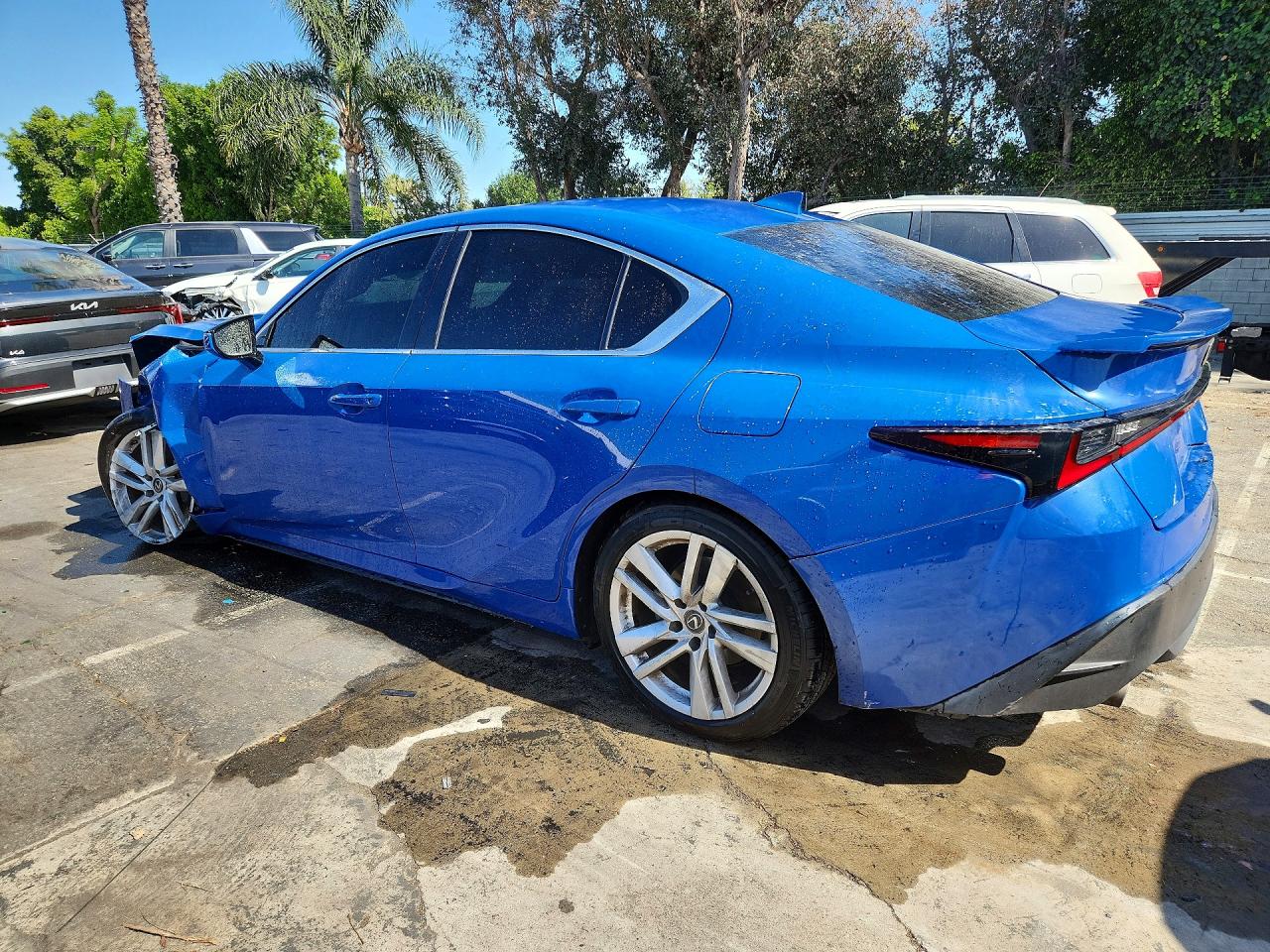 2021 LEXUS IS