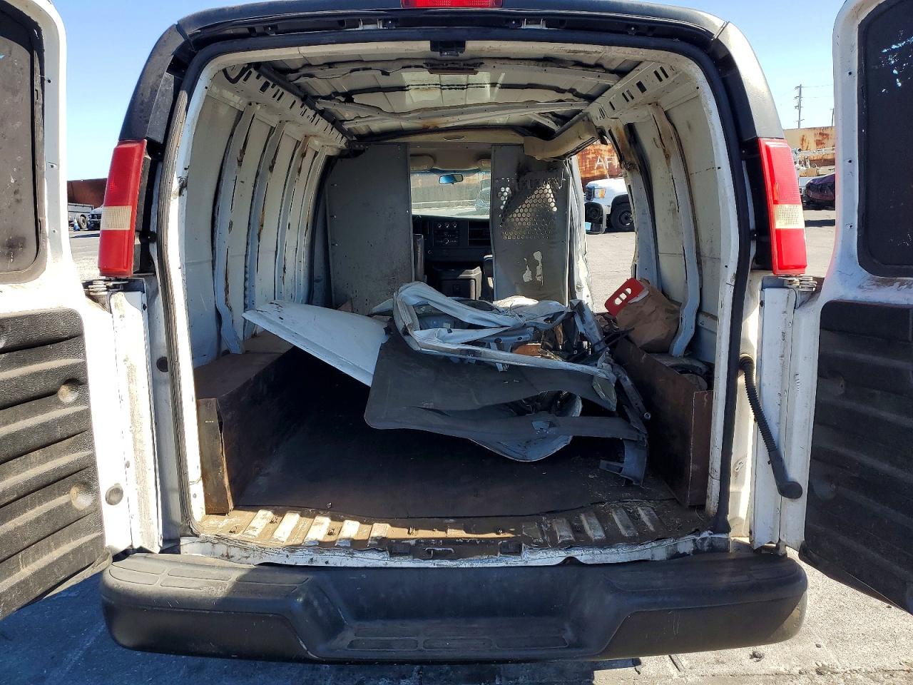 2009 CHEVROLET EXPRESS