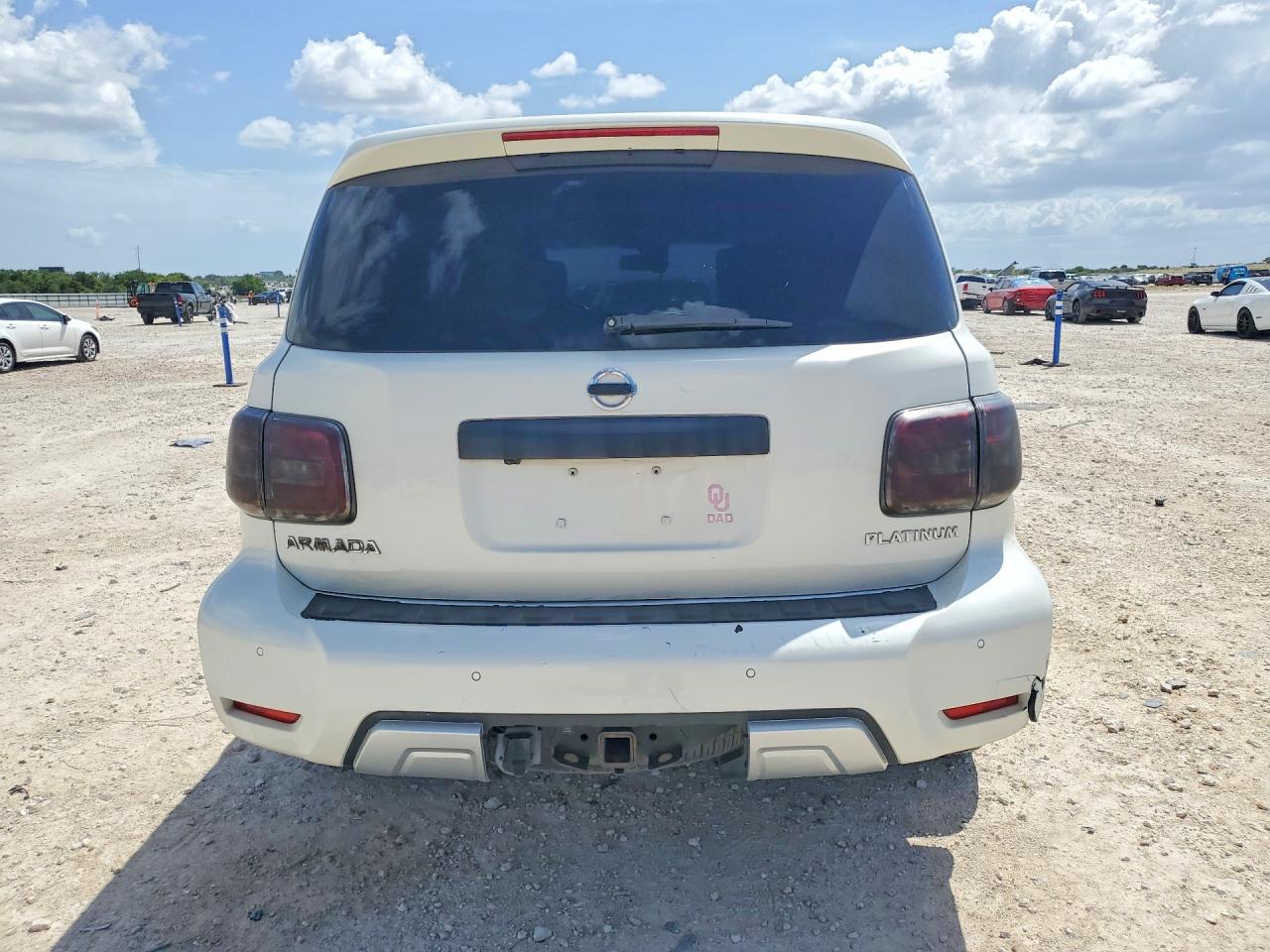 2017 NISSAN ARMADA