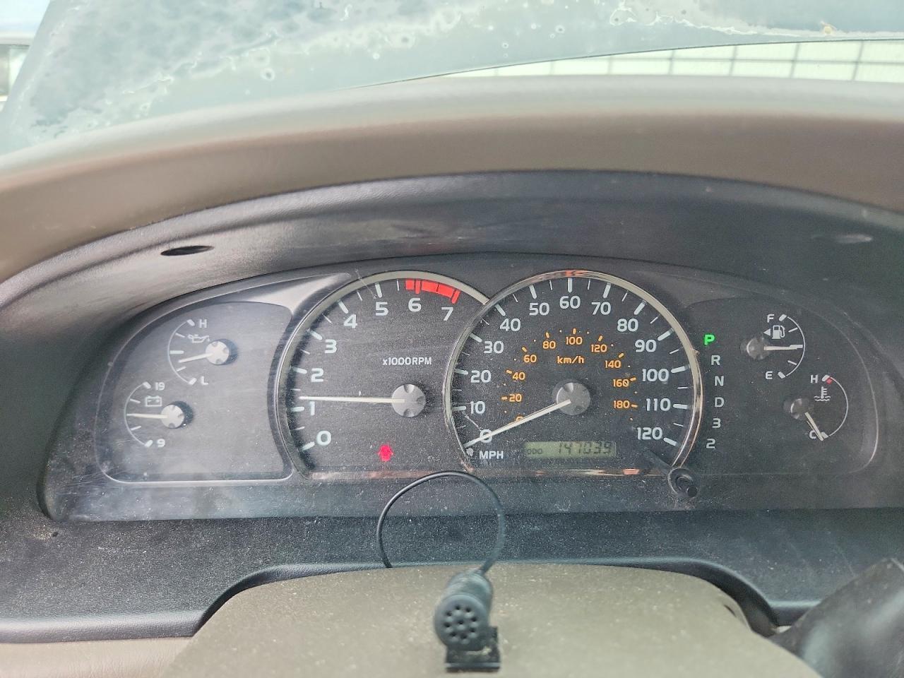 2005 TOYOTA SEQUOIA