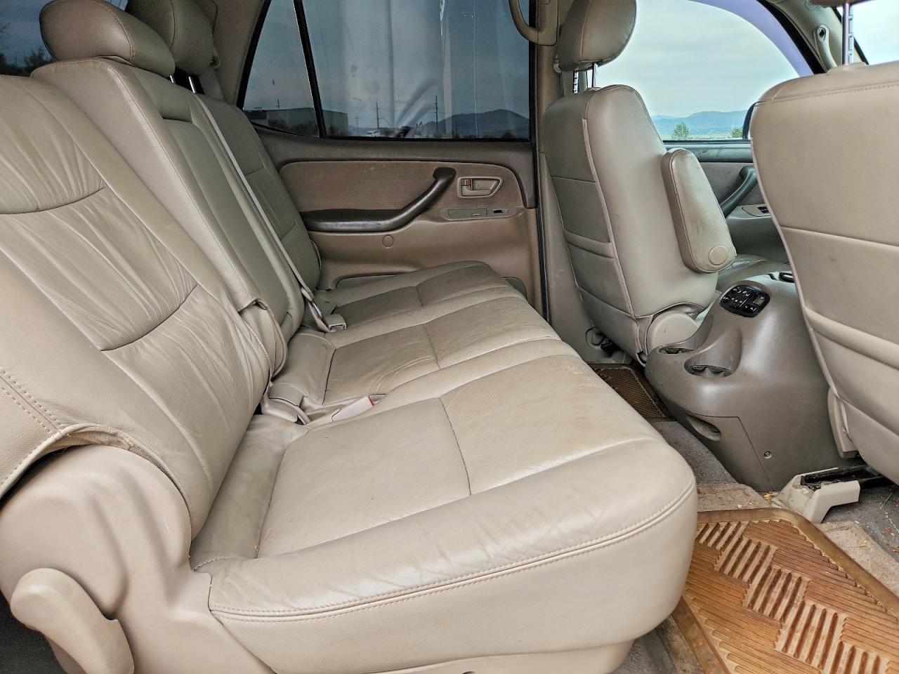 2005 TOYOTA SEQUOIA