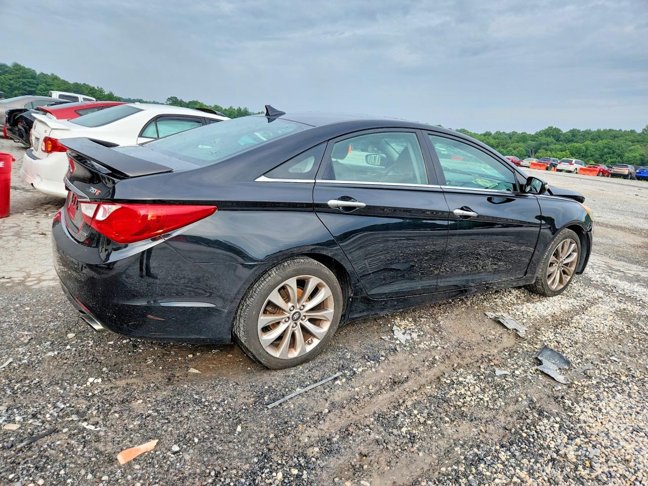 2011 HYUNDAI SONATA