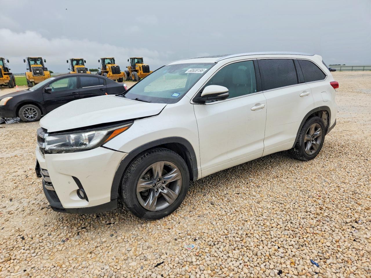 2017 TOYOTA HIGHLANDER