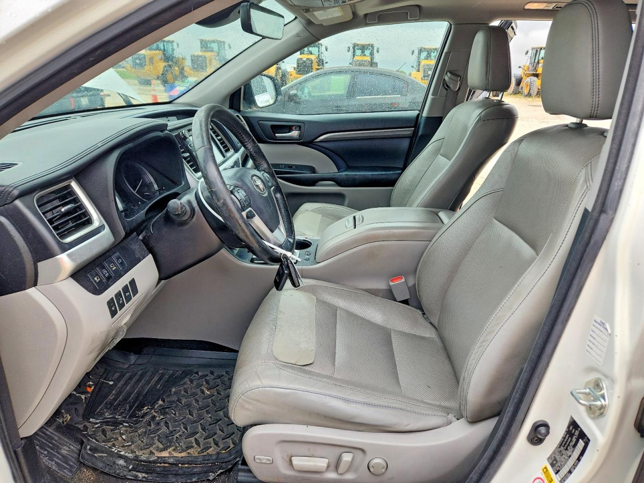 2017 TOYOTA HIGHLANDER