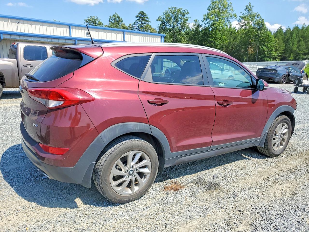 2016 HYUNDAI TUCSON