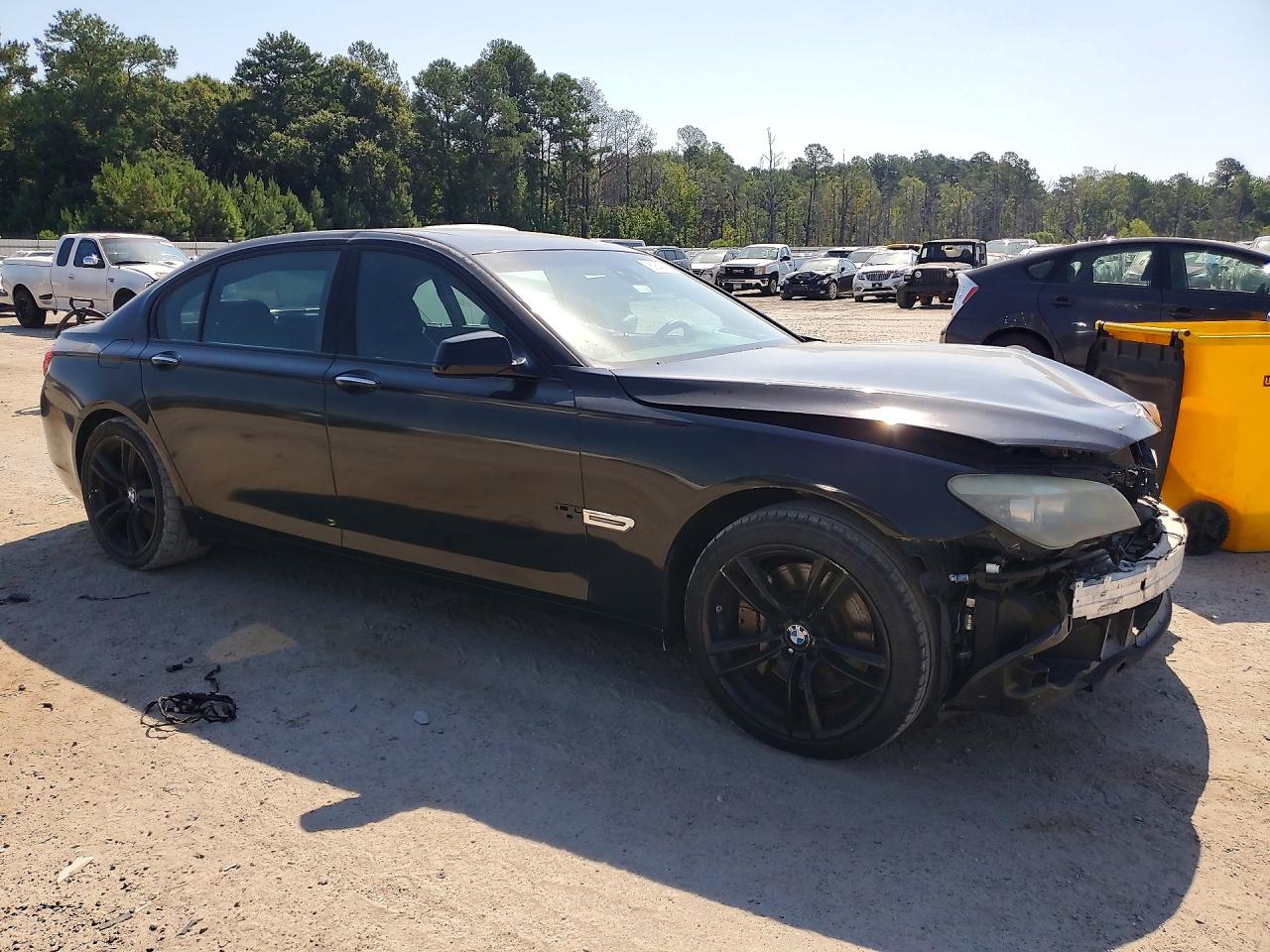 2012 BMW 7 SERIES