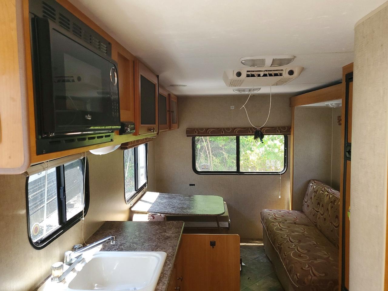 2013 KZ ESCAPE