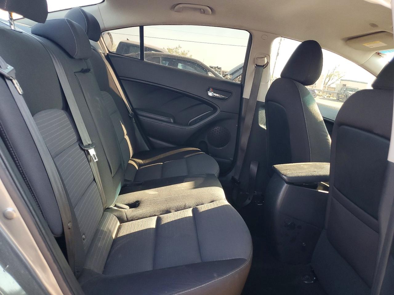 2015 KIA FORTE
